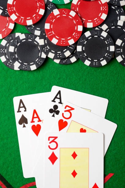 Mobile phone displaying bento123 login Quick Login interface with live casino tables